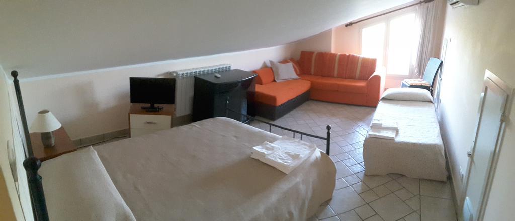 B&B Villa Vittoria Μάλιε Εξωτερικό φωτογραφία